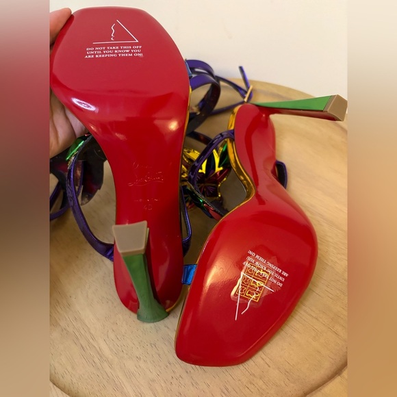 New Christian Louboutin x Marvel Sea Warrior Leather Heels - Picture 13 of 13